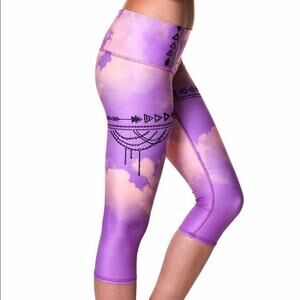 Teeki Leggings Crop Purple Haze Size S Pilates Yoga Anti Microbial Capri Gym